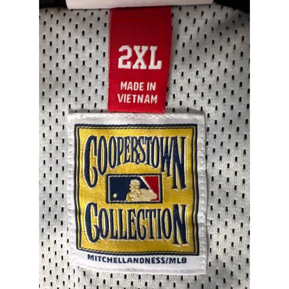 EUC Mitchell and Ness Chicago White Sox Jacket - Men's 2XL - Picture 8 of 12